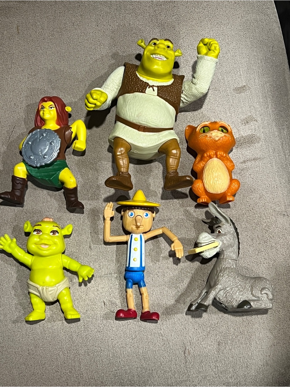 Shrek Donkey Puss in Boots Pinocchio Action Figure lot of 6 McDonald’s